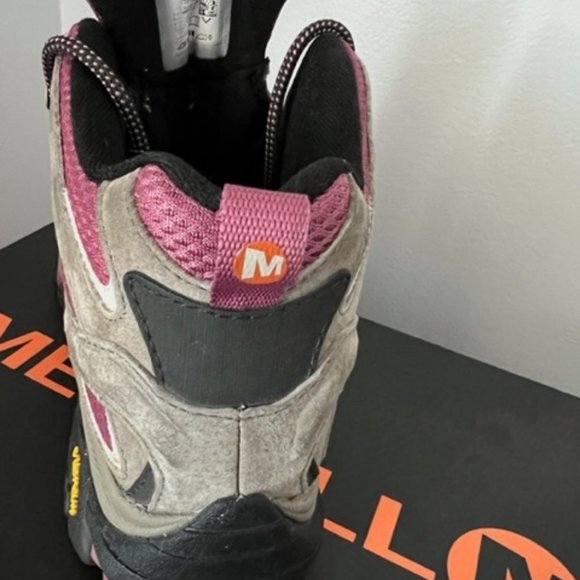 Merrell Womens Moab 2 Mid Waterproof hiking boot - Picture 11 of 12